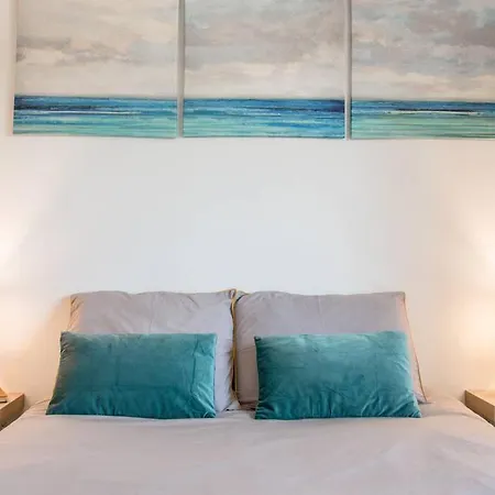 公寓 Sunny Duplex - 10 Minuter Walking To Center And Beach
