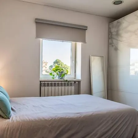 公寓 Sunny Duplex - 10 Minuter Walking To Center And Beach *