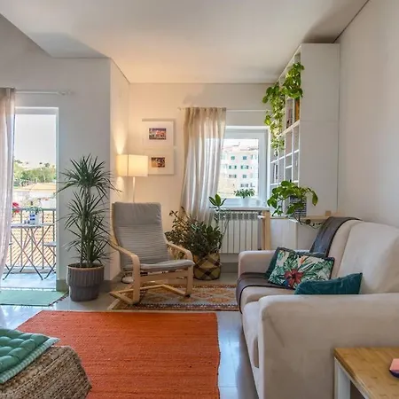公寓 Sunny Duplex - 10 Minuter Walking To Center And Beach *